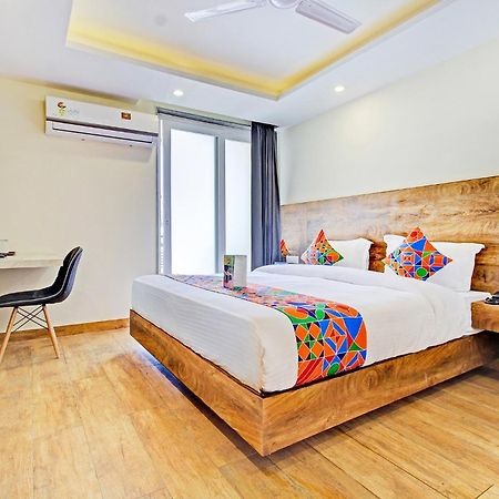 Fabhotel Soft Petals Гургаон Экстерьер фото