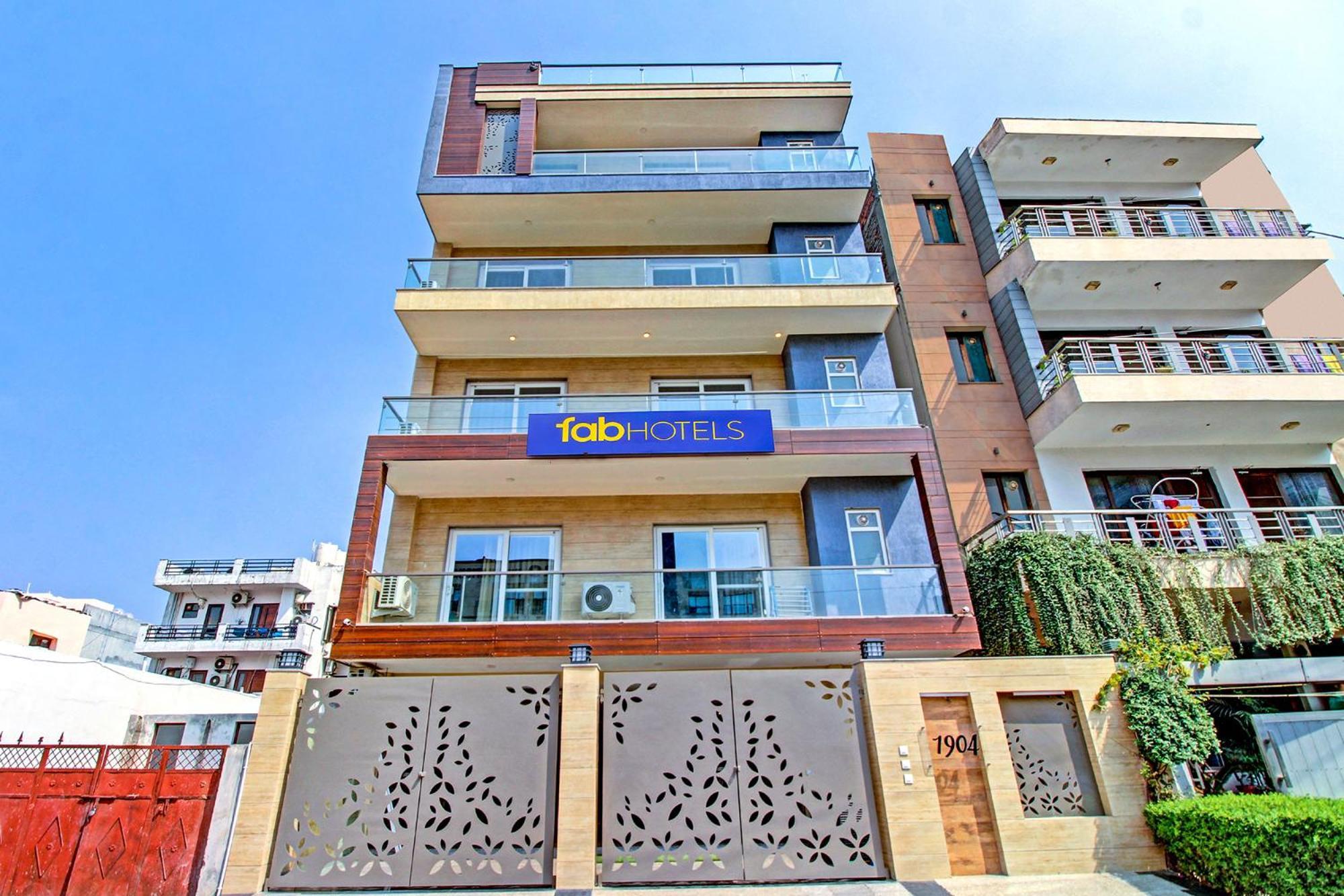 Fabhotel Soft Petals Гургаон Экстерьер фото