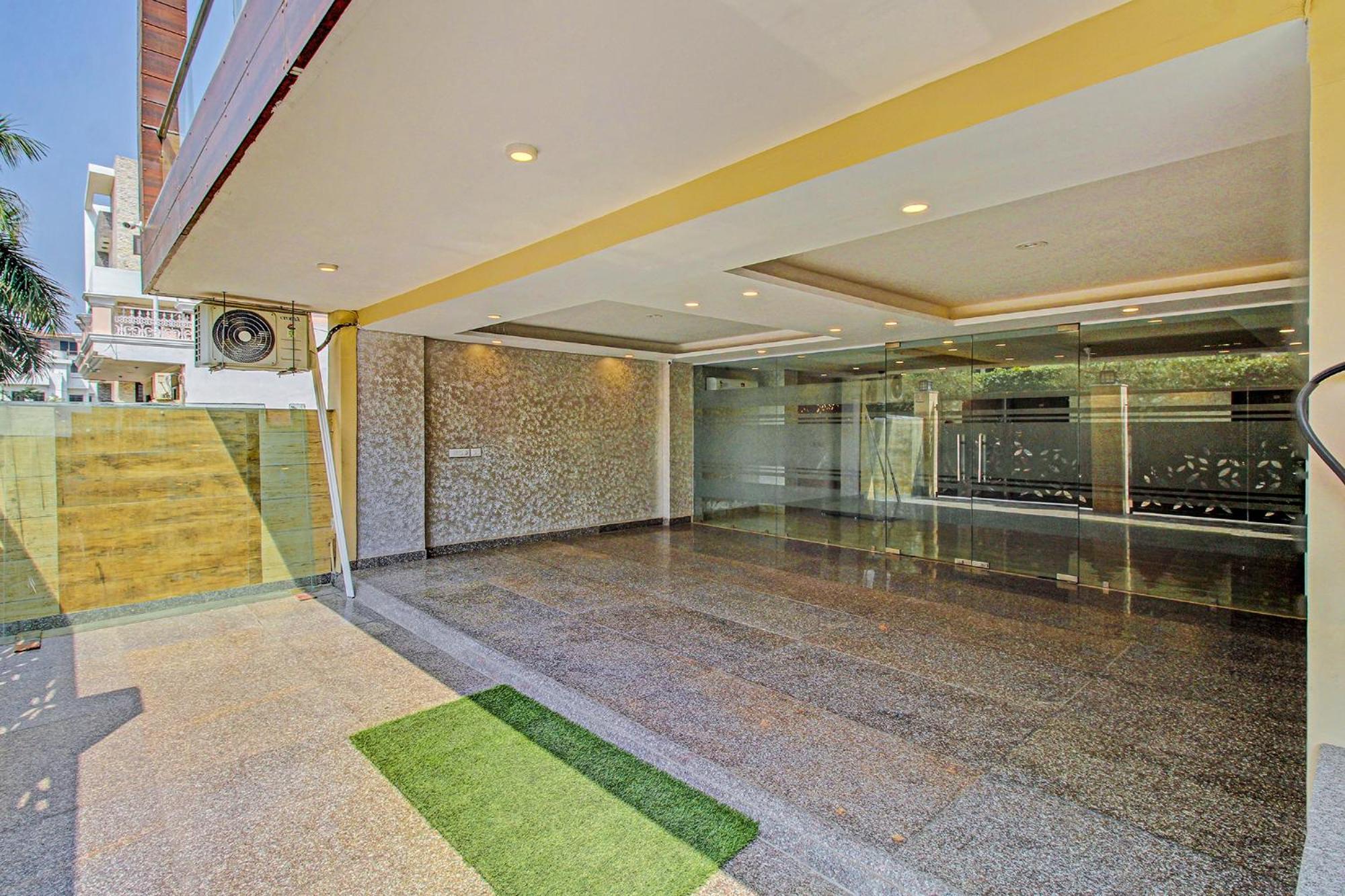 Fabhotel Soft Petals Гургаон Экстерьер фото