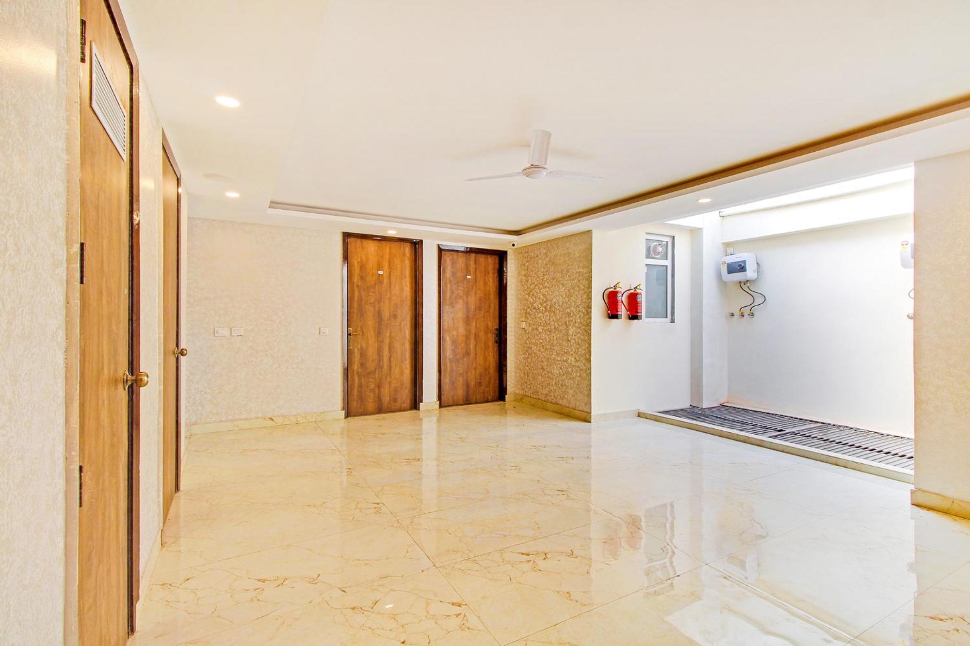 Fabhotel Soft Petals Гургаон Экстерьер фото