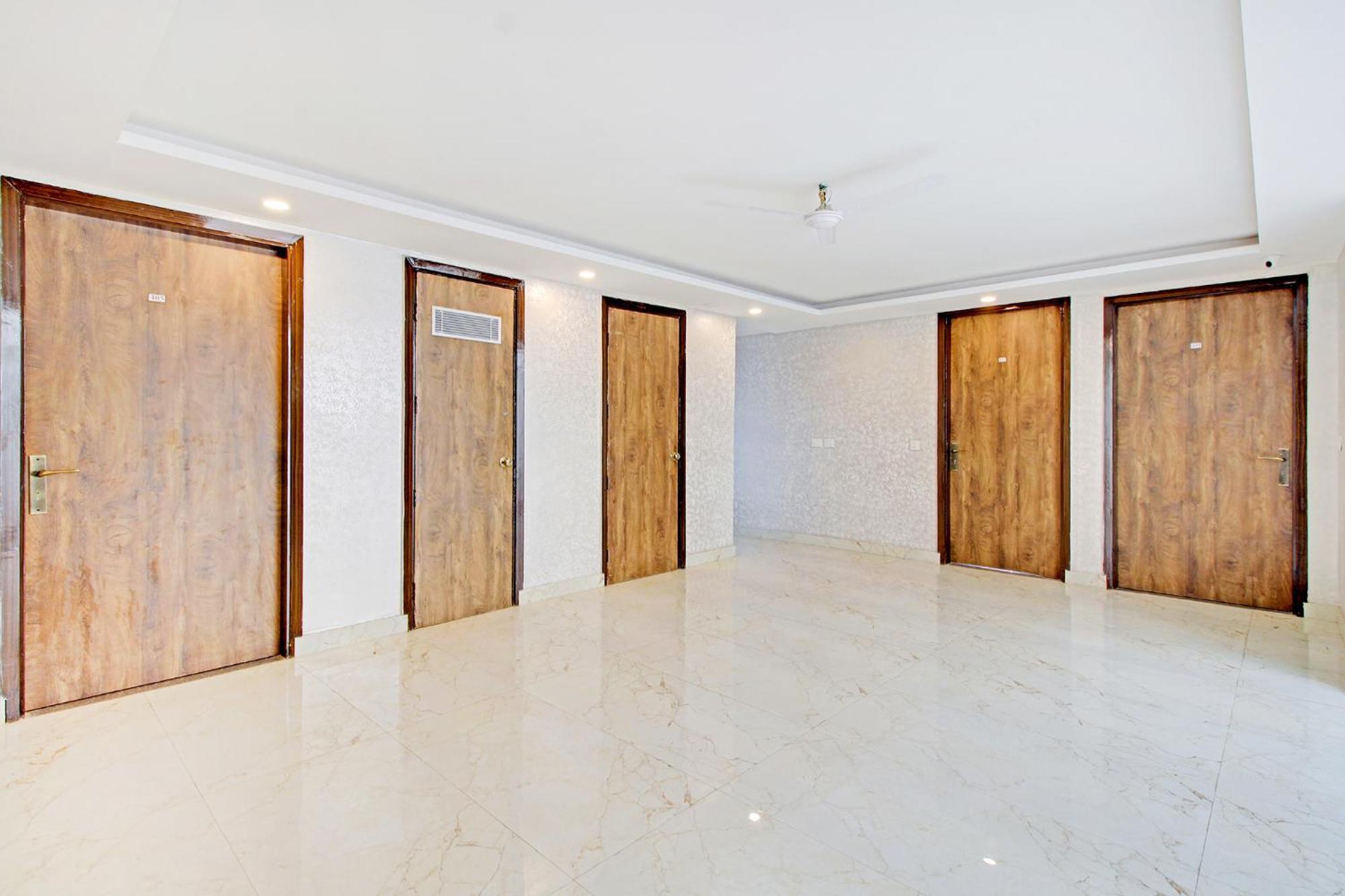 Fabhotel Soft Petals Гургаон Экстерьер фото